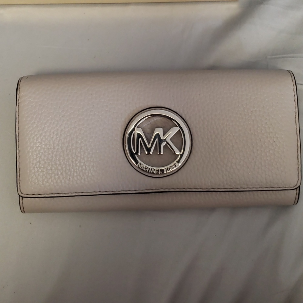 Michael Kors wallet